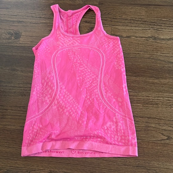 Pink lululemon tank top - Picture 1 of 2